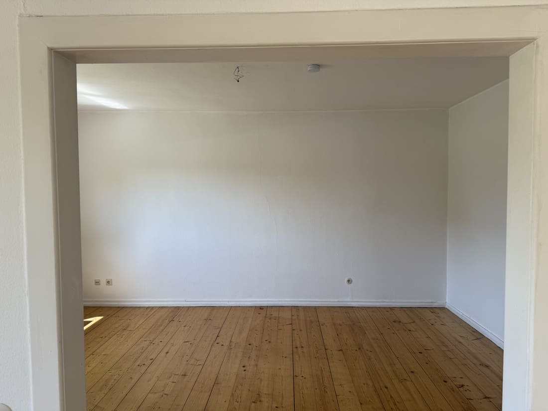 Wohnzimmer vor Renovierung – Erbimmobilie in Seligenstadt