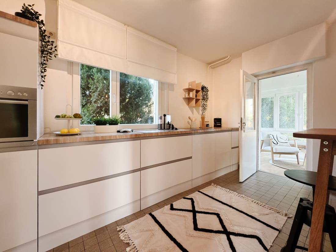 Erbimmobilie Seligenstadt_Vorher Nachher Home Staging 7 Küche nach Home Staging mit Cubiqz – realistische Inszenierung in Seligenstadt